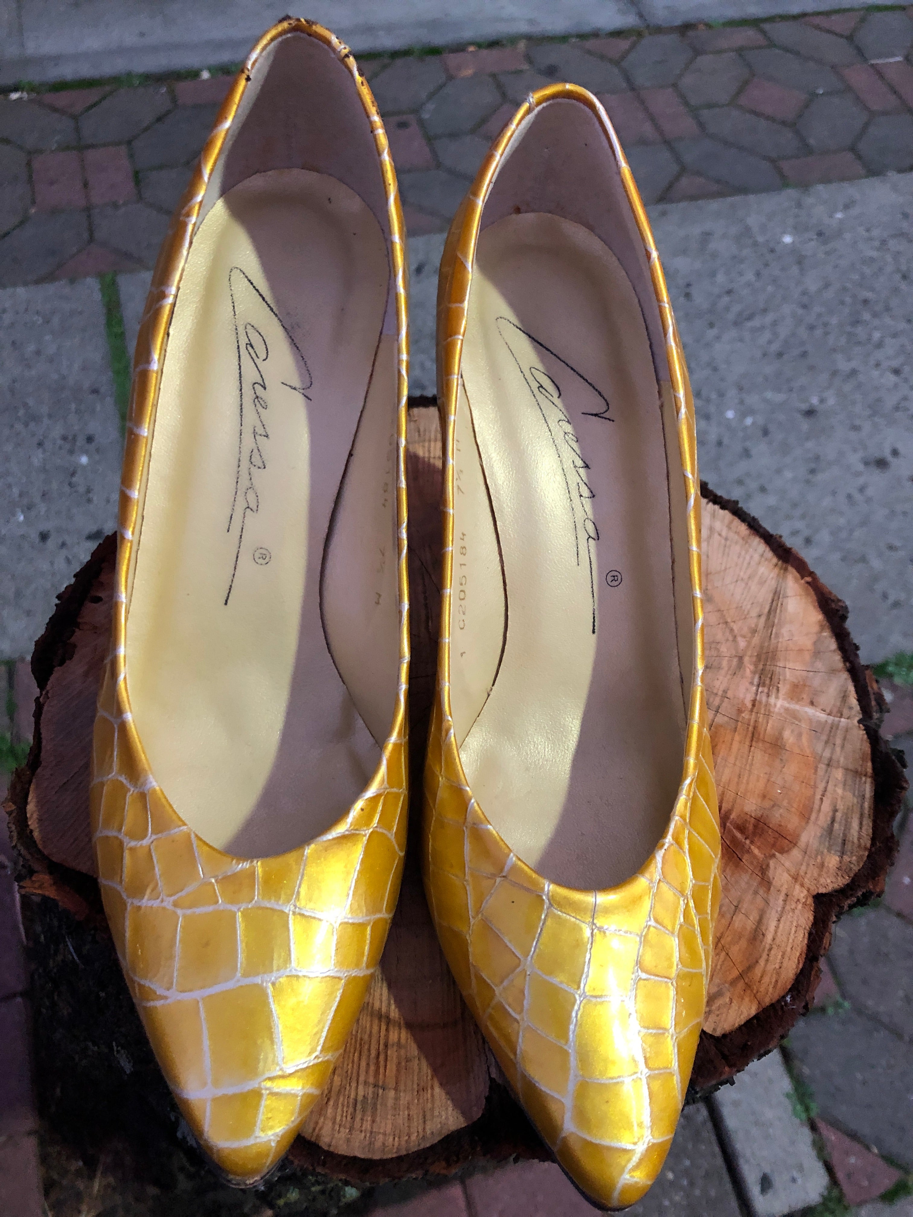Canary Fairy Pumps